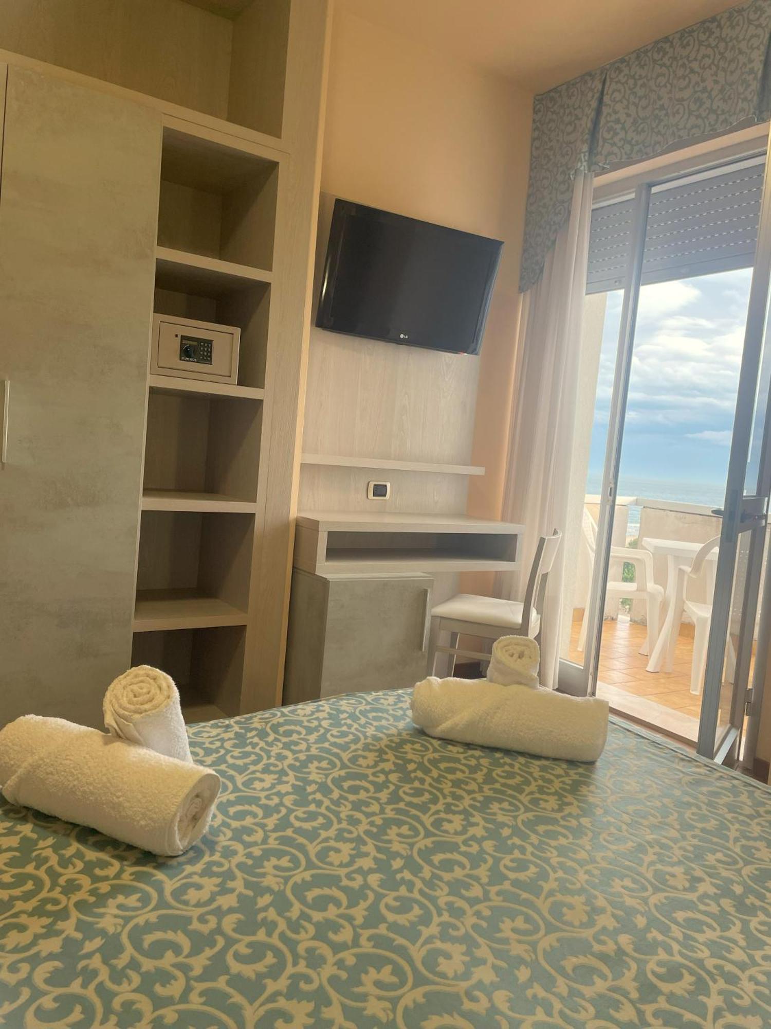 Hotel Costa Verde Tortoreto المظهر الخارجي الصورة