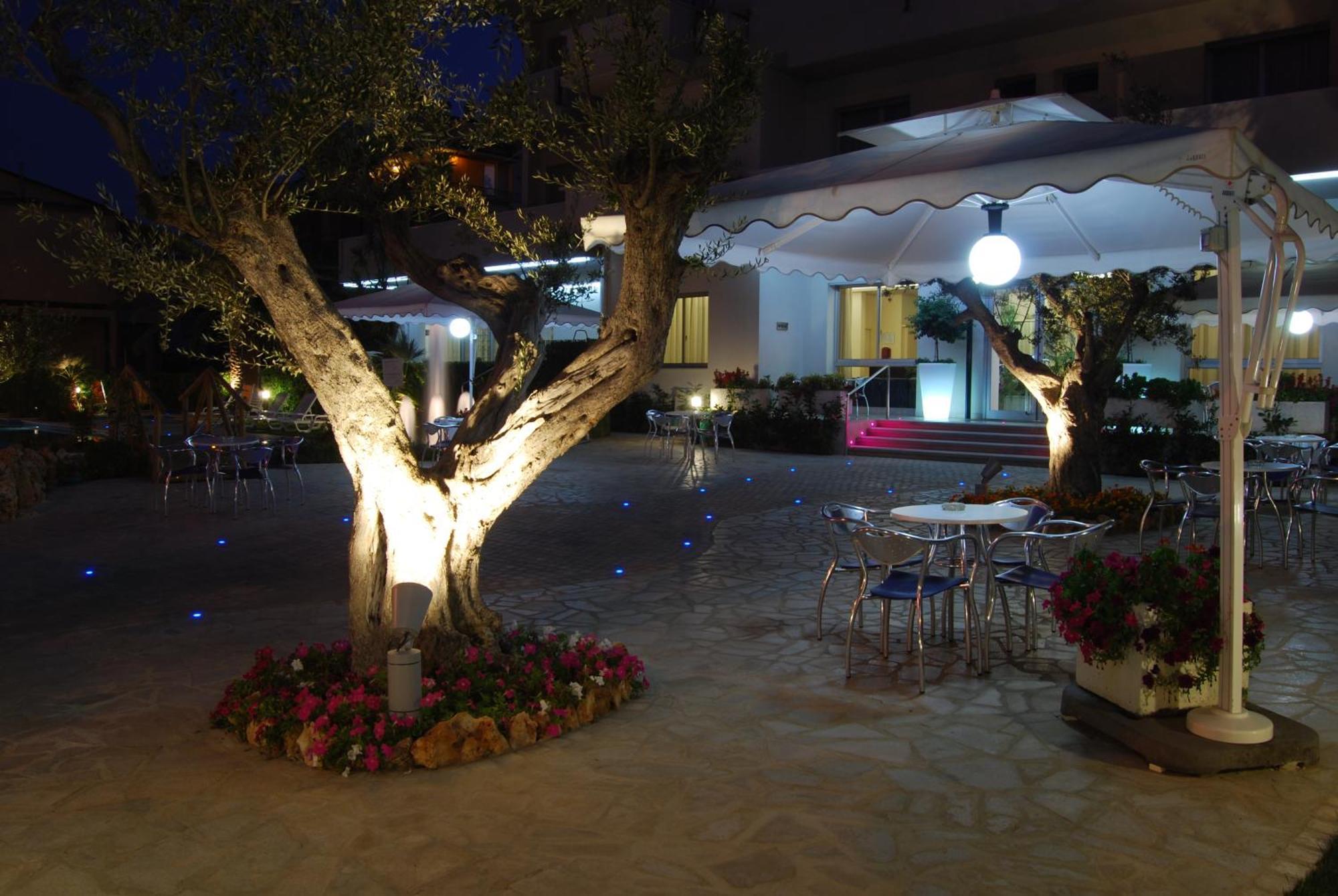 Hotel Costa Verde Tortoreto المظهر الخارجي الصورة